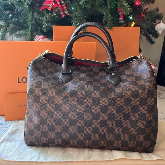 Beautiful Louie Vuitton Bandouliere Speedy 30 - Picture 2 of 8